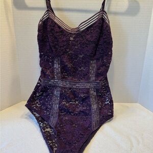 Charlotte Russe, Size Medium, Purple